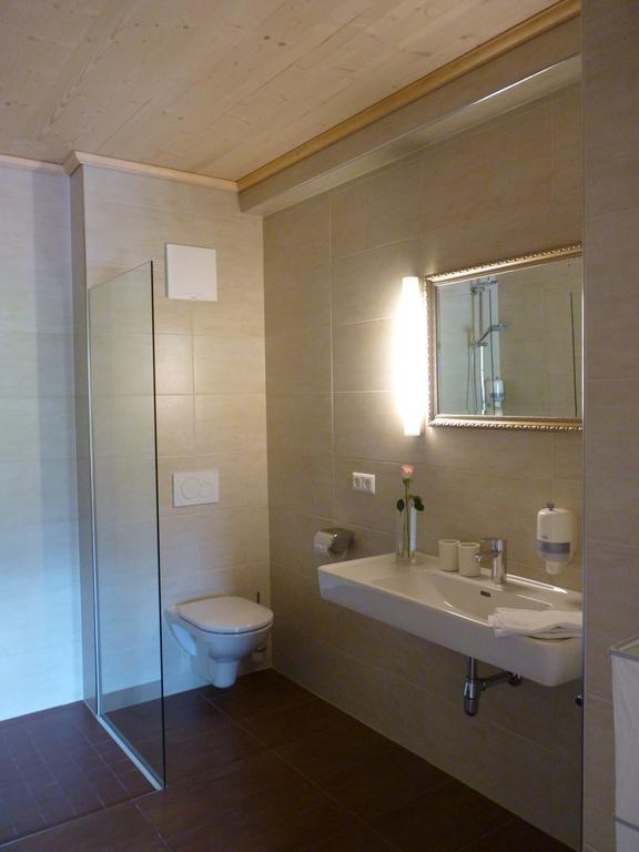 Stiftsschmiede Ossiach Hotel Kamer foto